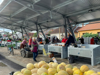 Mestské trhovisko